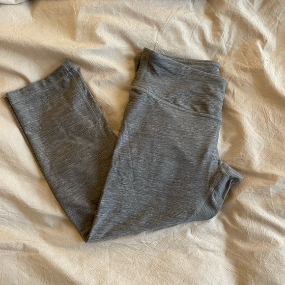 Lululemon heathered grey wunder unders - Picture 1 of 7
